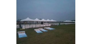 南寧廣告?zhèn)?戶(hù)外擺攤利器，遮陽(yáng)避雨全能的折疊四角傘